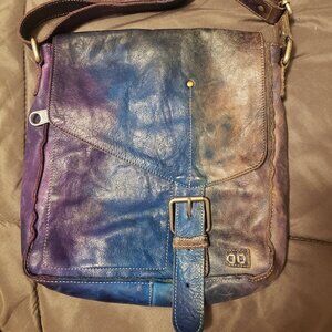 BED|STU.   Moody Blues